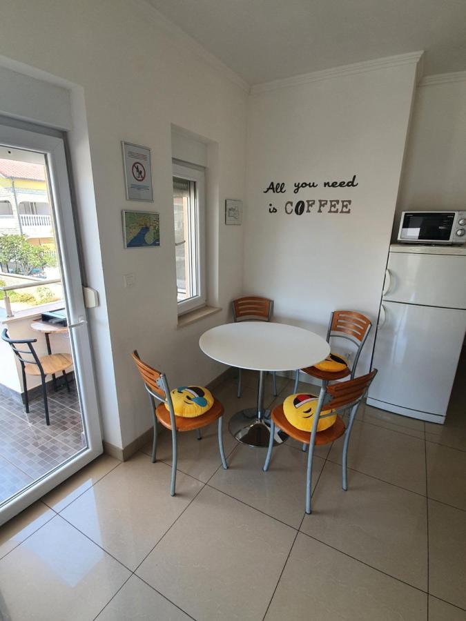 Apartment Novalja 4+2 Extérieur photo
