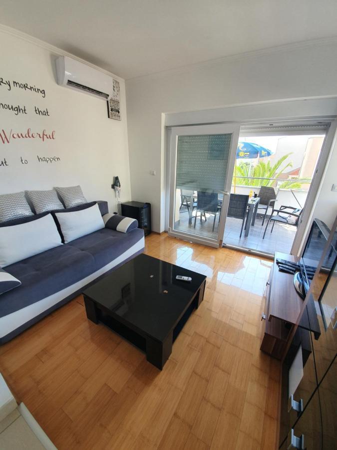 Apartment Novalja 4+2 Extérieur photo
